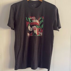 Graphic tee shirt Adobe design size M